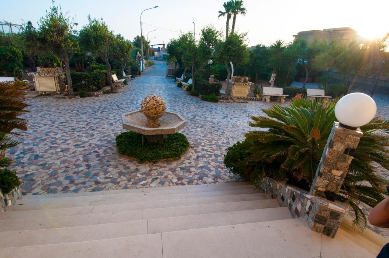 Residence Sicilia Mare- Casa Vacanza สโกลิตตี ภายนอก รูปภาพ
