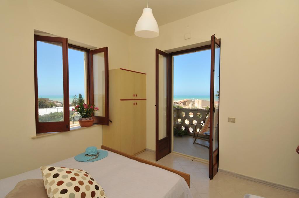 Residence Sicilia Mare- Casa Vacanza สโกลิตตี ภายนอก รูปภาพ