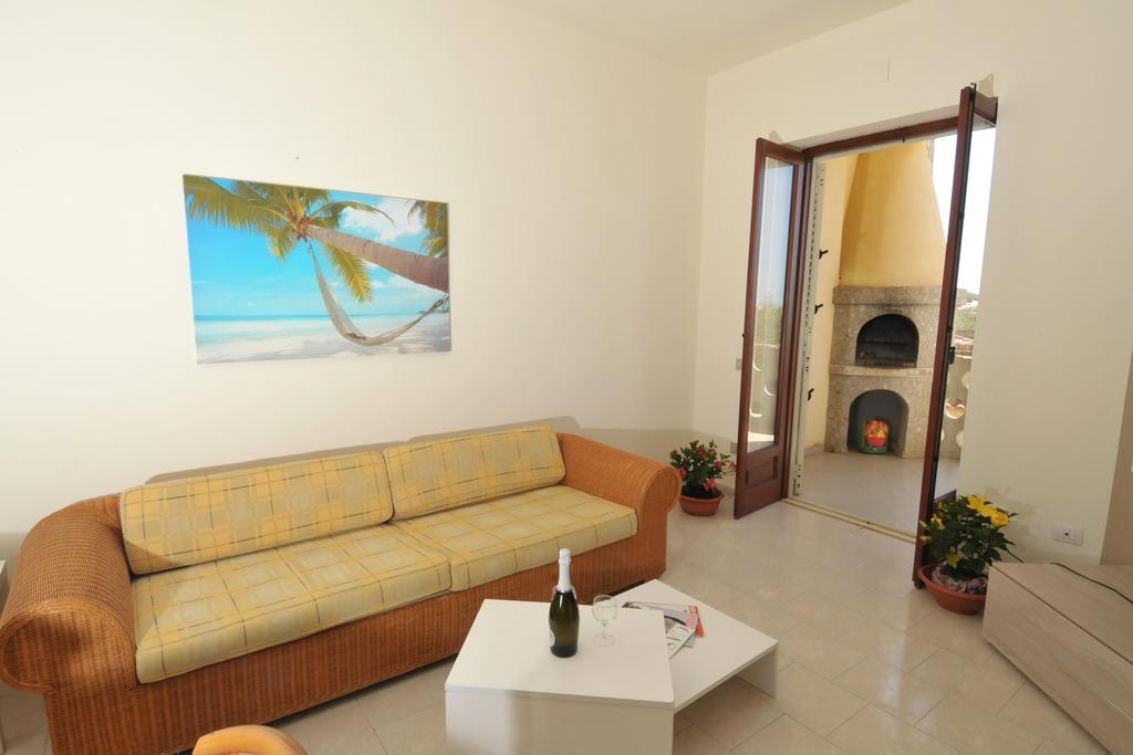 Residence Sicilia Mare- Casa Vacanza สโกลิตตี ภายนอก รูปภาพ